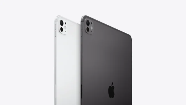 IMG_0036 Apple iPad Pro M5